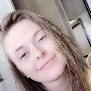 Meet your Posher, Camryn